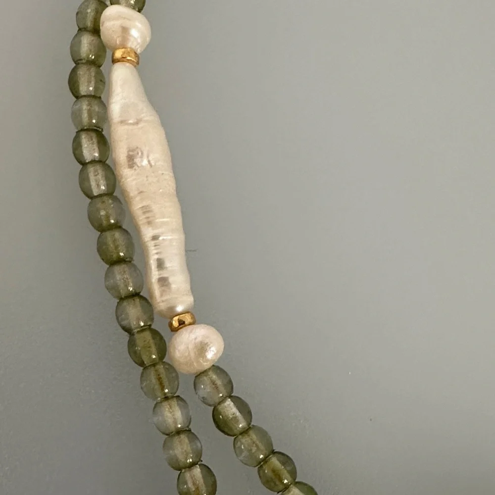 Freshwater Pearl and Green Beaded Necklace with Gold Accents